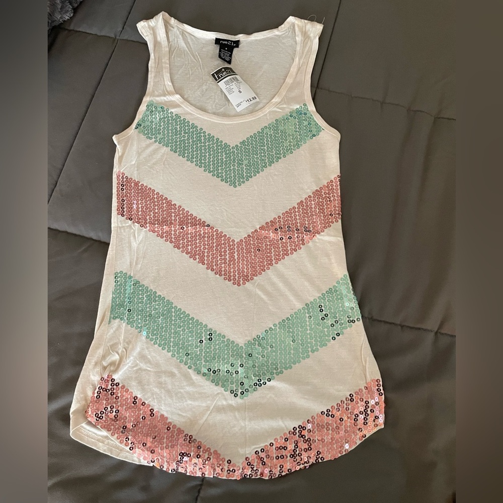 NWT! Sequence Tank